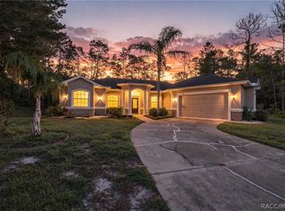 25 Sanders Cir, Homosassa, FL 34446