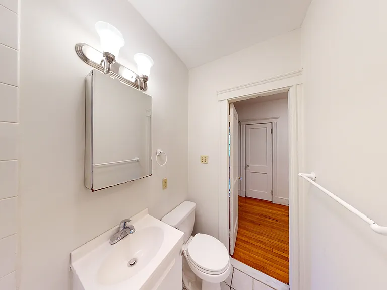 32 Sidlaw Rd #7 — Photo 8