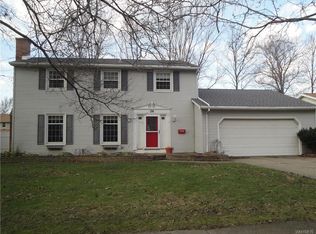 174 Sherburn Dr, Hamburg, NY 14075