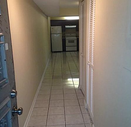 4th image of 10744 Royal Palm Blvd