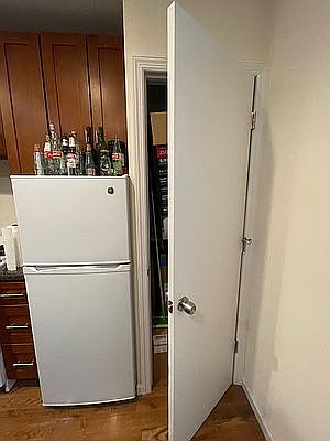 5th image of 65 Saint Marks Pl APT 5