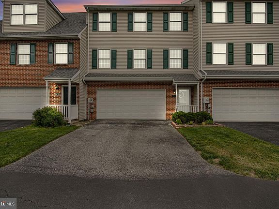 4th image of 126 Country Ridge Dr