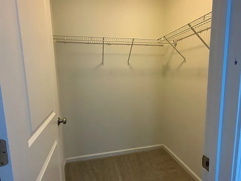 109 Redrock Ct — Photo 30