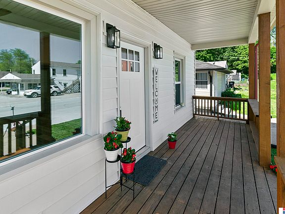 3rd image of 709 Avenue A