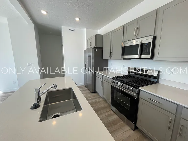 1605 W Charmer Ln #1435 — Photo 15