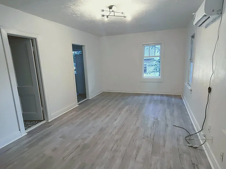 630 Chautauqua Ave #3 — Photo 1