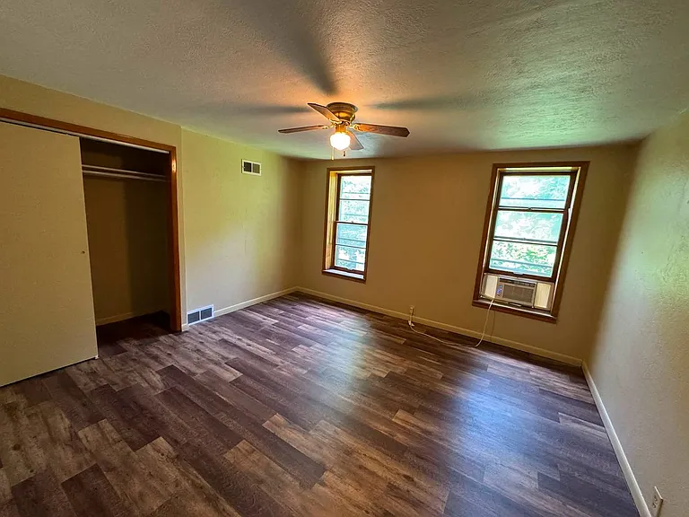 1701 Broadway St Hannibal — Photo 12