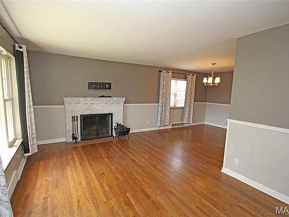 3rd image of 5477 Oleatha Ave