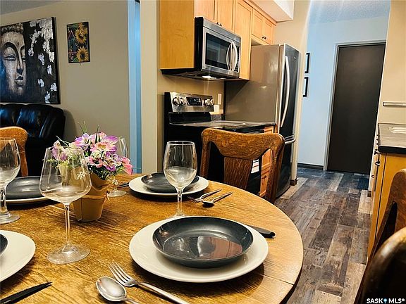 2nd image of UNIT 308-1140 9th AVENUE NE