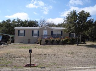 610 Baethge Blvd, Fredericksburg, TX 78624