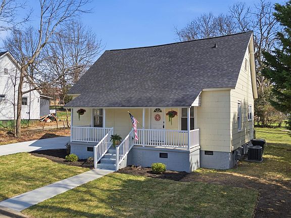 2nd image of 10 Bobo St
