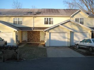 1607 Cain St, Star City, WV 26505