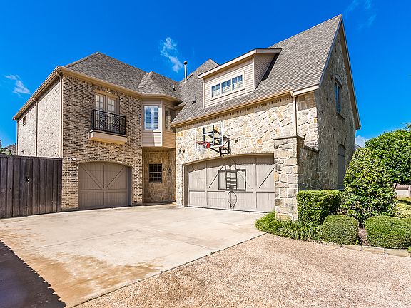 3rd image of 6640 Woodland Hills Ln