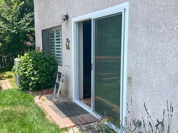 4th image of 439 S Gibson Ct
