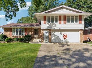 2016 47th St, Des Moines, IA 50310