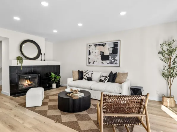 1606 Via Laguna, San Mateo, CA 94404