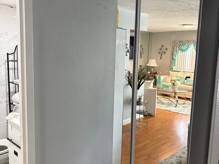 275 Monaco Way #F — Photo 8
