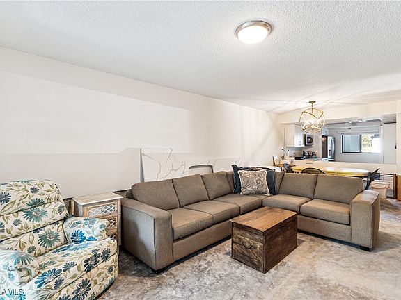 4th image of 17455 Woodland Trce APT B