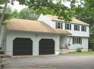 2 Oak Knoll Rd, Meredith, NH 03253