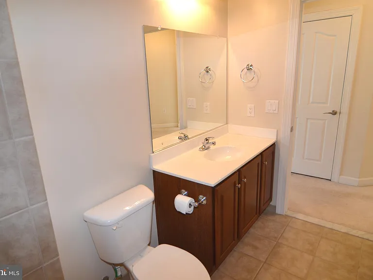 600 Edelen Station Pl #7301 — Photo 12