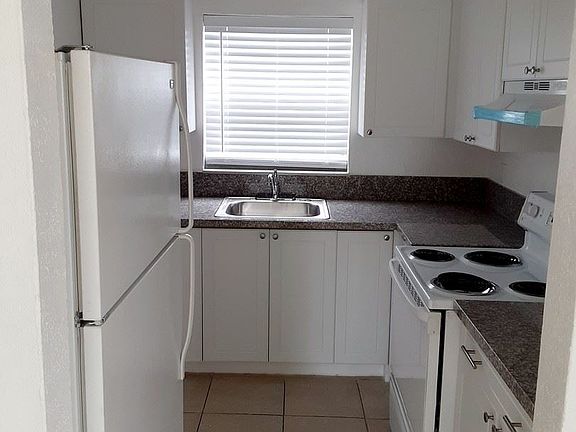 5th image of 8011 NW 35th Ct APT 1