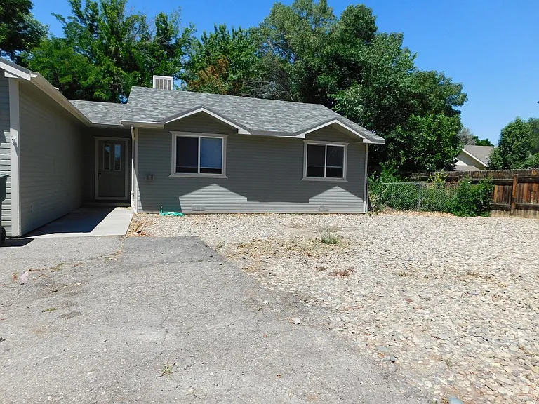 731 Ranch Rd — Photo 3