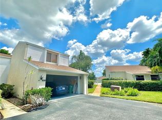 416 Bristle Cone Ln, Naples, FL 34113