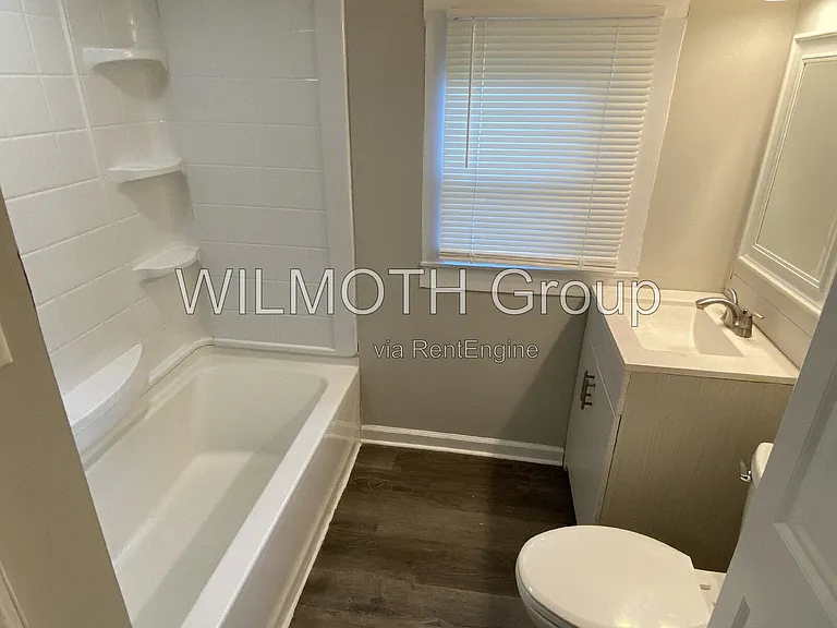 91 S 5th Ave — Photo 9