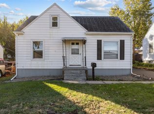 815 15th Ave SW, Cedar Rapids, IA 52404