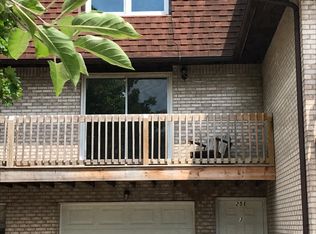 251 N Van Buren Ave APT 3, Barberton, OH