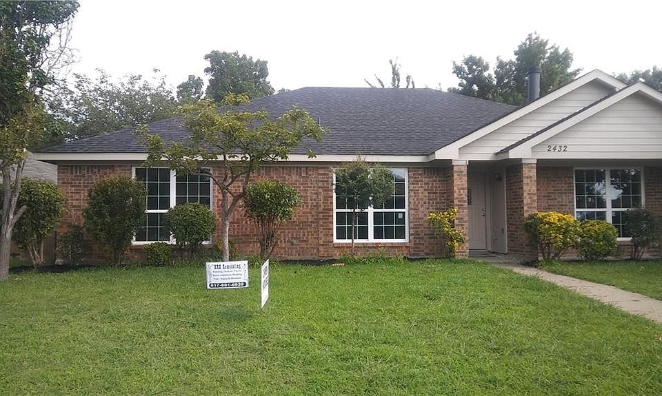 1st image of 2432 Trenton Dr