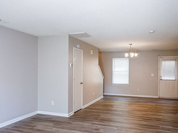 5th image of 5105 Oak Pasture Ln