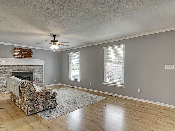 1588 Providence Church Rd-5