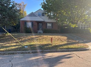 3274 E 2nd St S, Tulsa, OK 74104