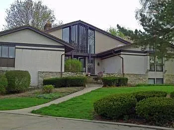 2012 Midwest Club Pkwy photo 1