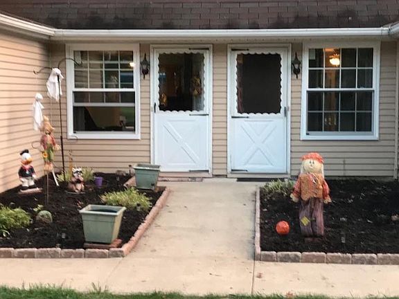 3rd image of 13714 Oakbrook Dr #3714