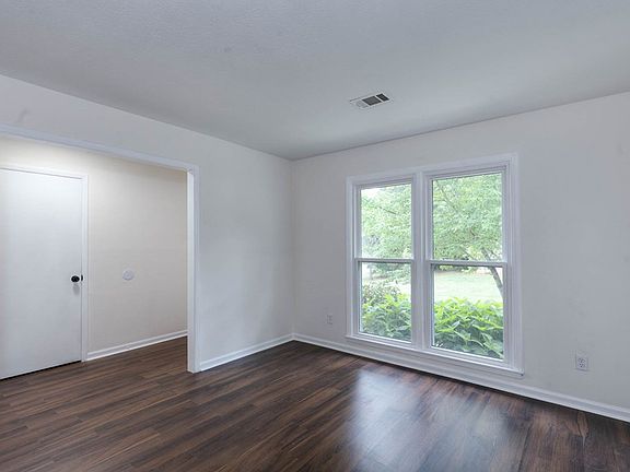 2nd image of 4900 Montego Dr