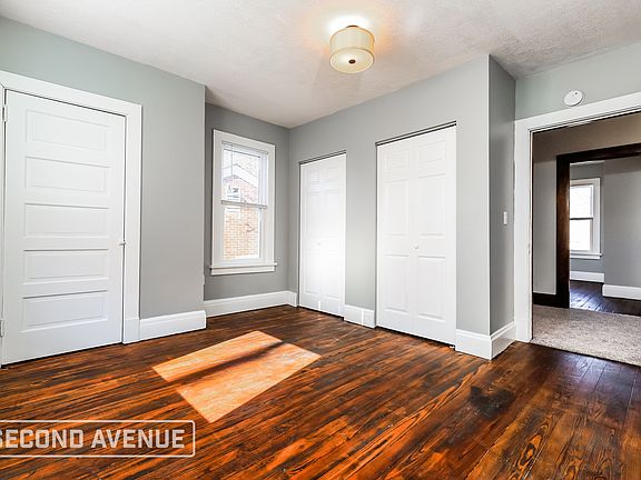 3rd image of 449 Westminster Ave