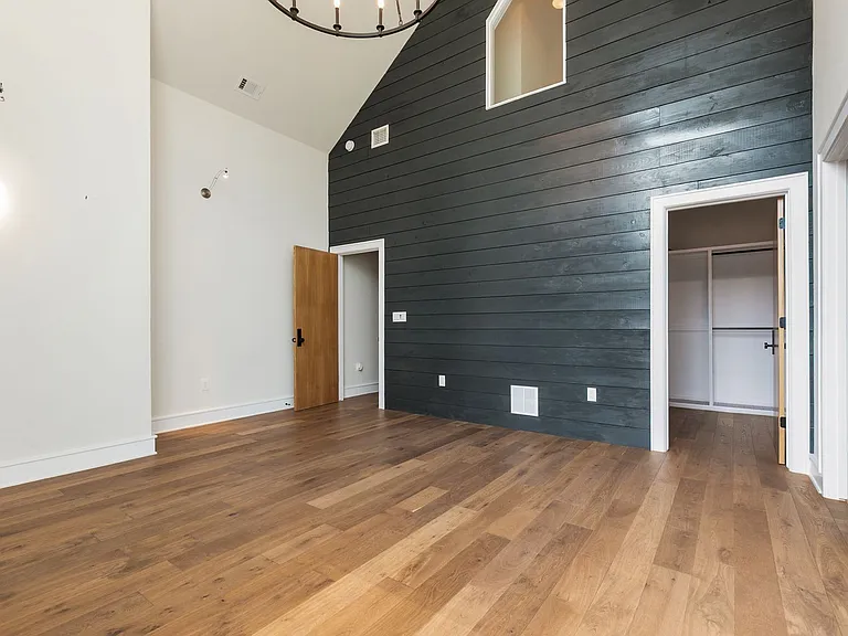 310 Clay St #12 — Photo 24