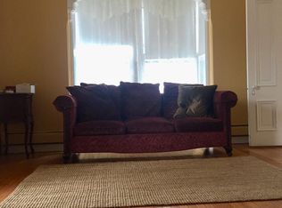 25 Ellis Pl, Ossining, NY 10562