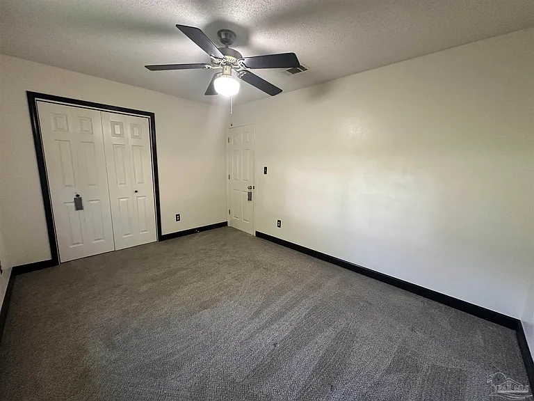 304 Arabian Dr — Photo 30