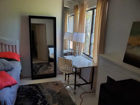 (undisclosed Address), East Palo Alto, CA 94303