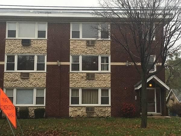 1st image of 8424 W 87th St APT 2C