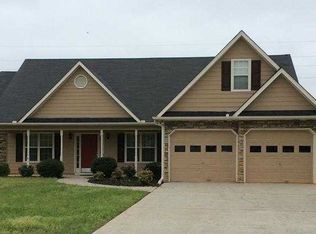 5118 Meadows Lake Dr, Santa Ana, GA 92705