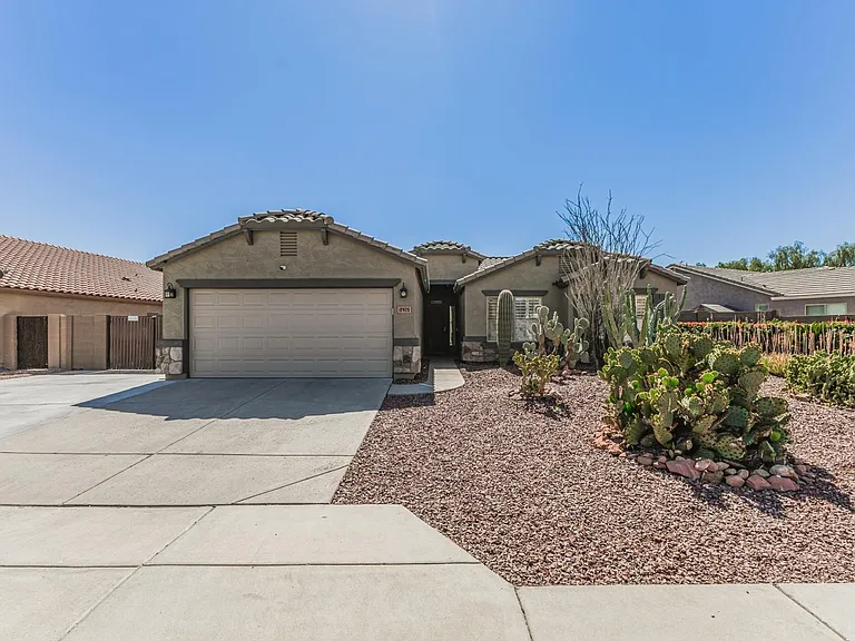 17475 W Spring Ln — Photo 3