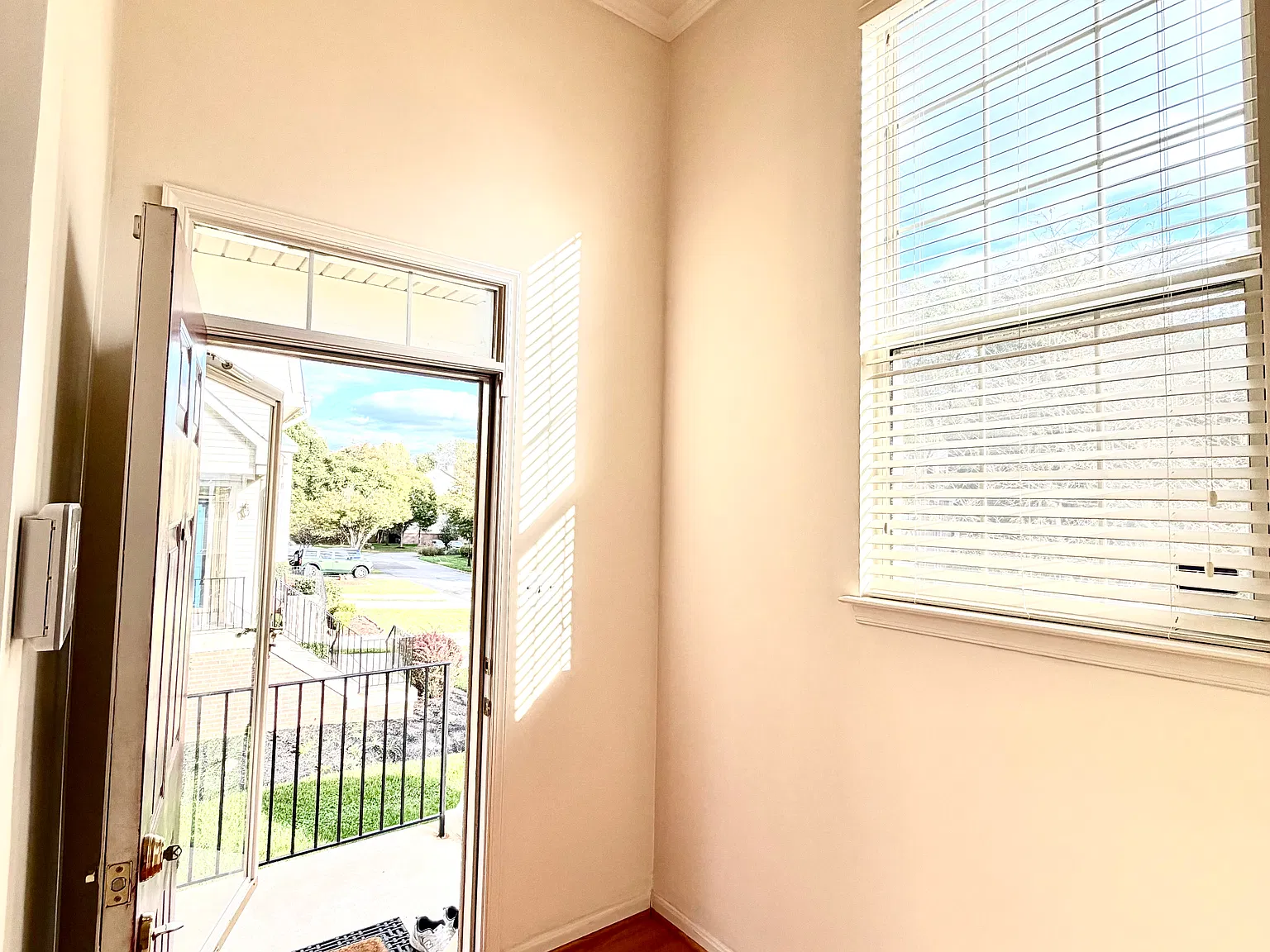 3 bed, 1540 sqft, $2,895 — Photo 4