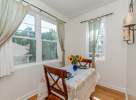 5th image of 5916 N Paulina St APT 1W