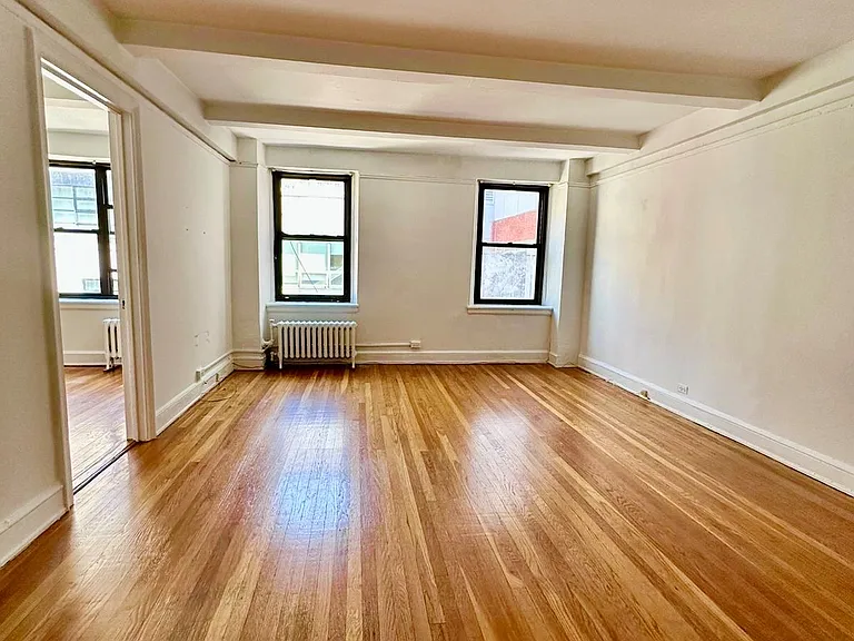 117 E 77th St #9-B — Photo 2