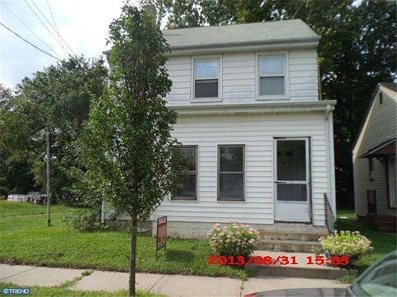 2nd image of 217 Front St