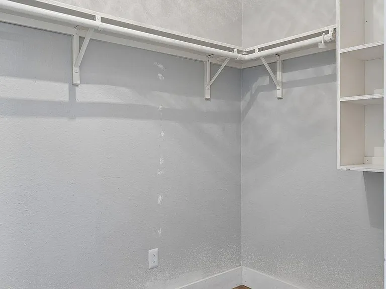 6312 Clubway Ln — Photo 13